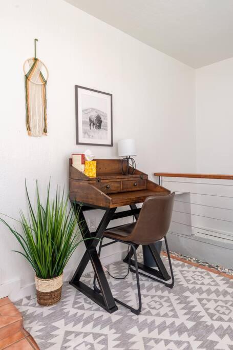 アルバカーキ House With Great Beds, Full Kitchen, Fenced Yardヴィラ エクステリア 写真