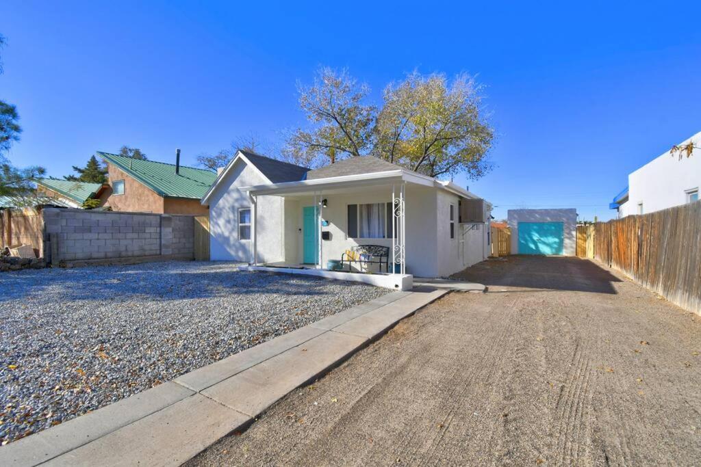 アルバカーキ House With Great Beds, Full Kitchen, Fenced Yardヴィラ エクステリア 写真